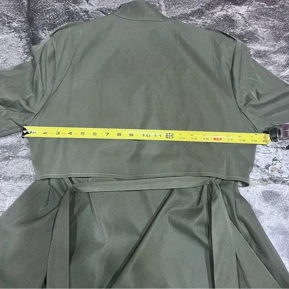 Army Green Trench Coat | Size Medium - Picture 12 of 14